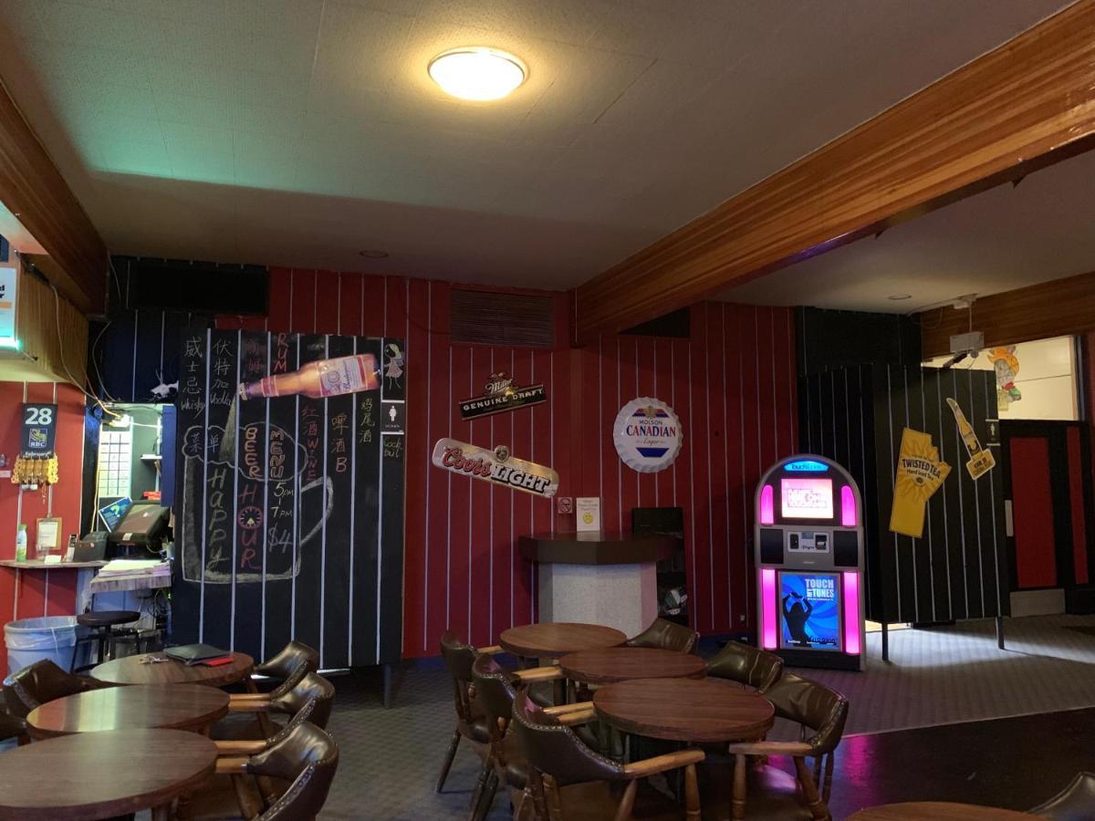 Manitou Motor Inn Exterior foto